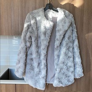 Sadie & Sage Cozy Gray Fur Coat